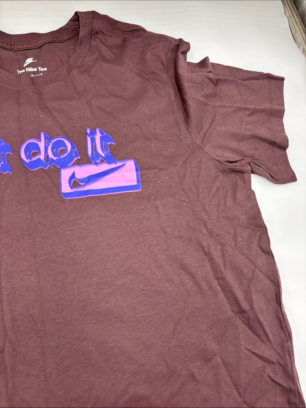 Nike Just Do It Graphic T-Shirt in Tattoo - Picture 2 of 7
